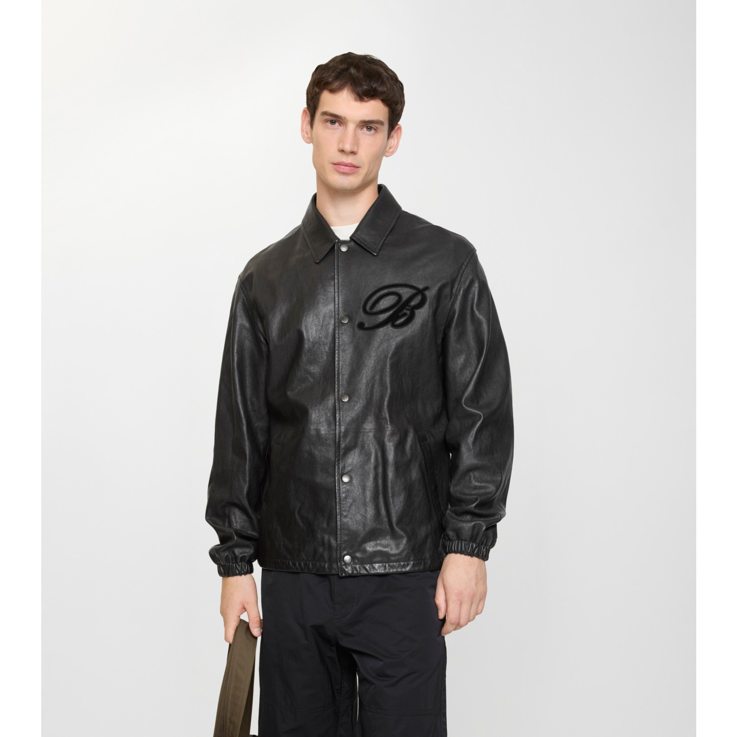 草书风格徽标皮革外套式衬衫