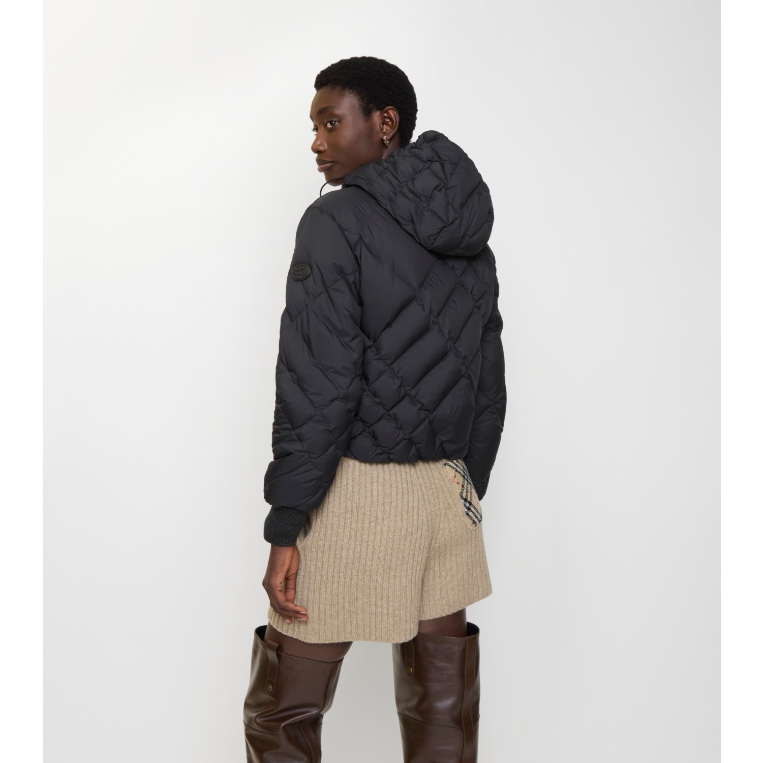 格纹缝线尼龙 Delley 羽绒服