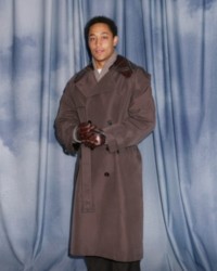 Loyle Carner出席Burberry2026夏季时装秀