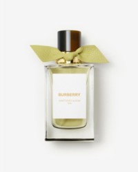 Burberry高定香氛系列，山楂树花香氛瓶