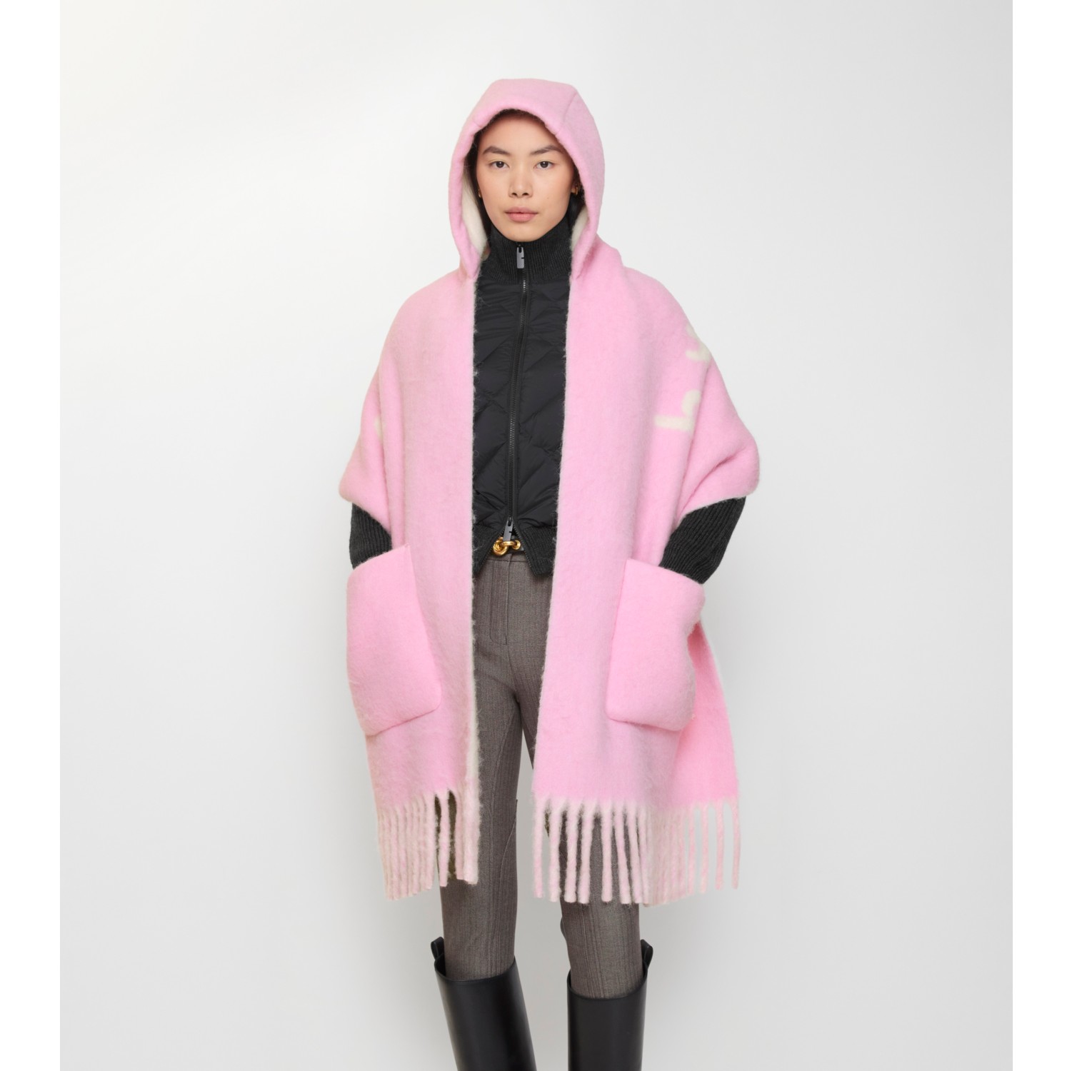 品牌徽标羊驼毛混纺连帽围巾