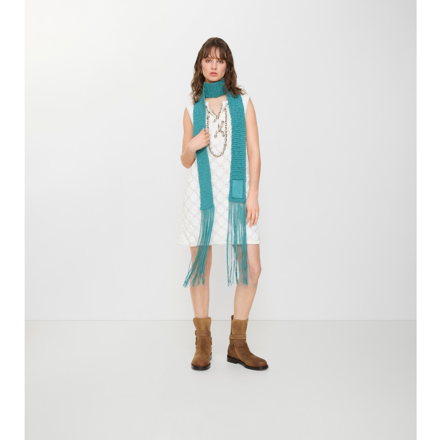 钩编窄版皮革围巾