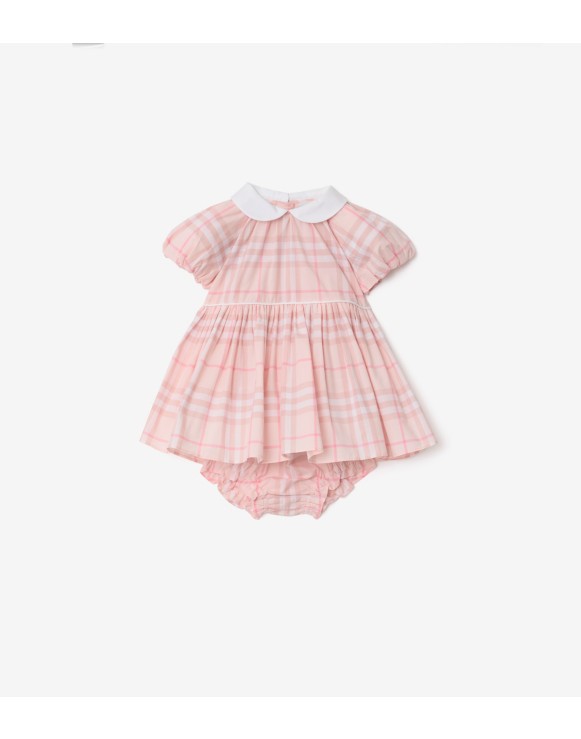 格纹棉质连衣裙搭灯笼短裤