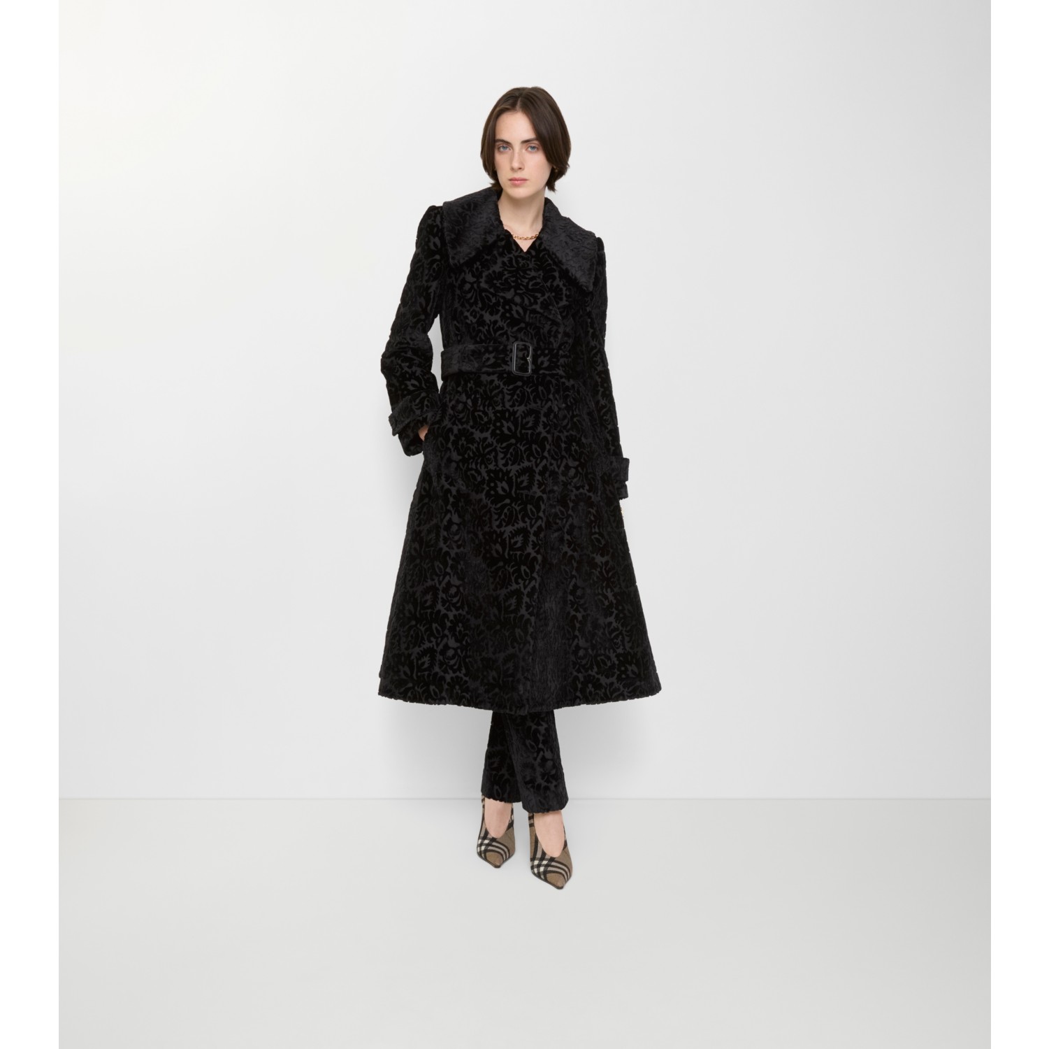 藤蔓装饰丝质混纺丝绒量裁大衣