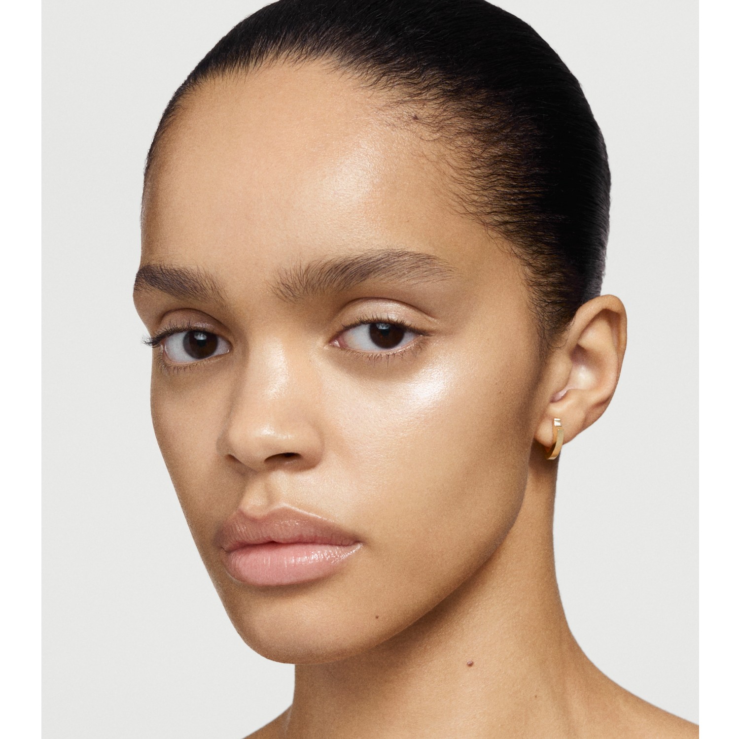 博柏利卓越持妆鎏光焕亮妆前乳