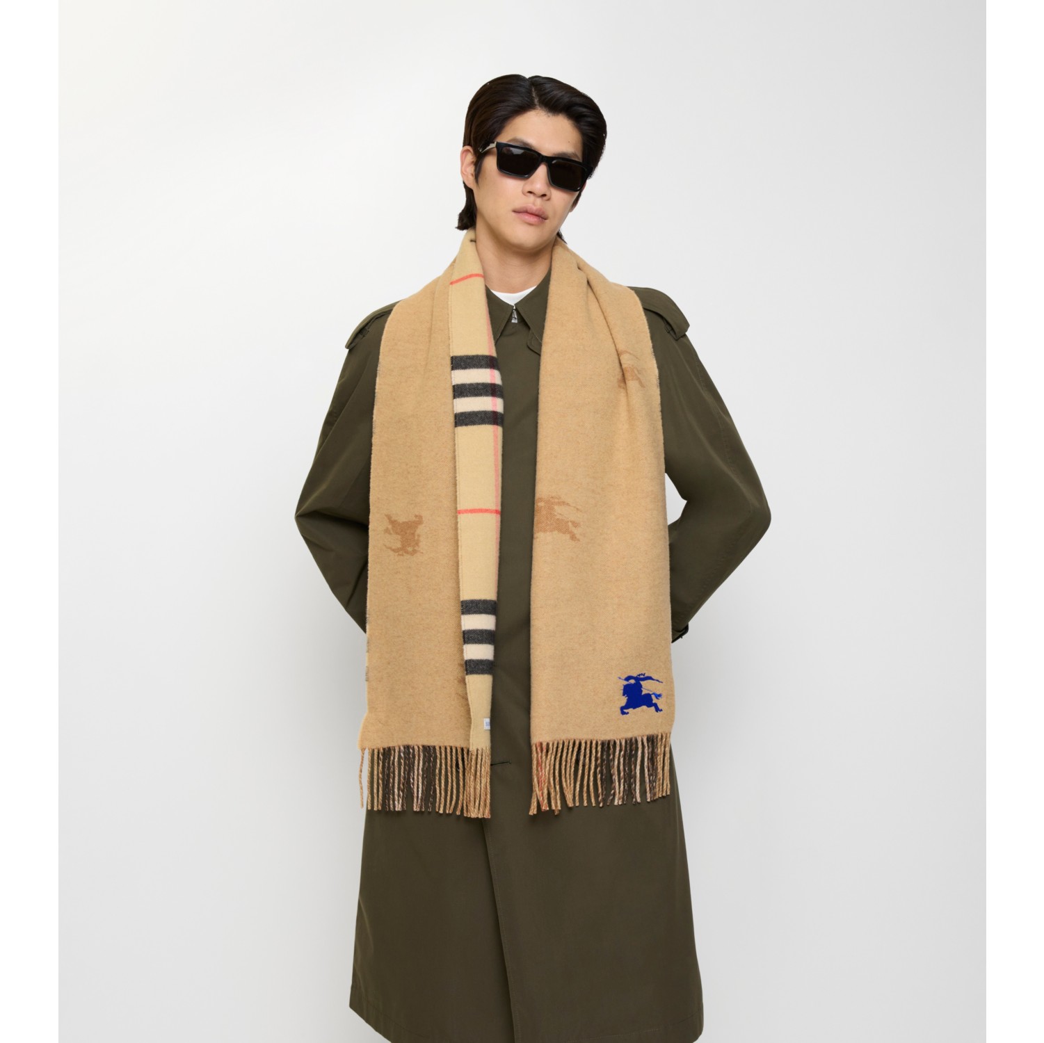 双面两用马术骑士徽标拼格纹羊绒围巾