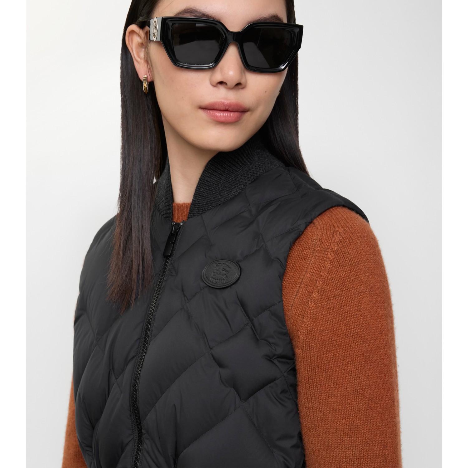 格纹缝线尼龙背心