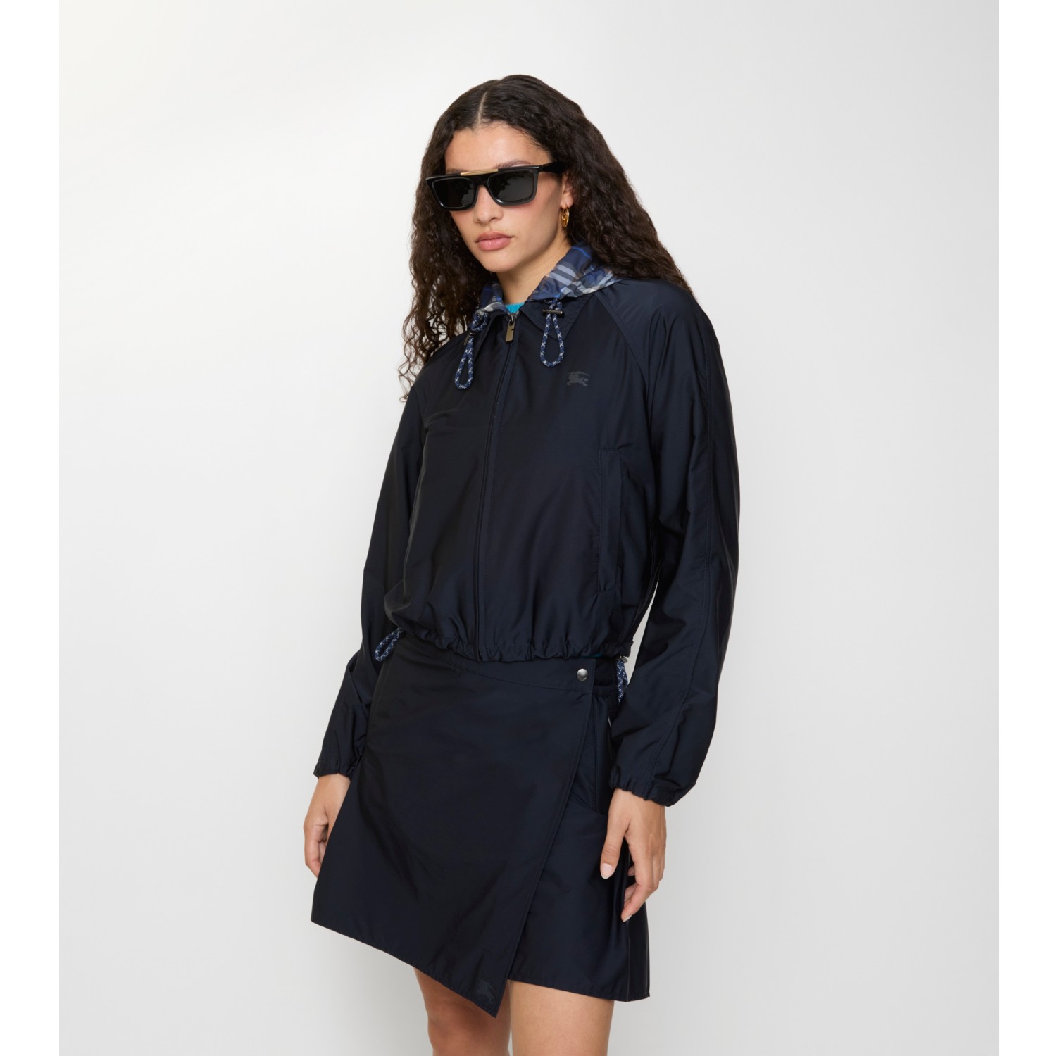 短款 Newcott 连帽外套