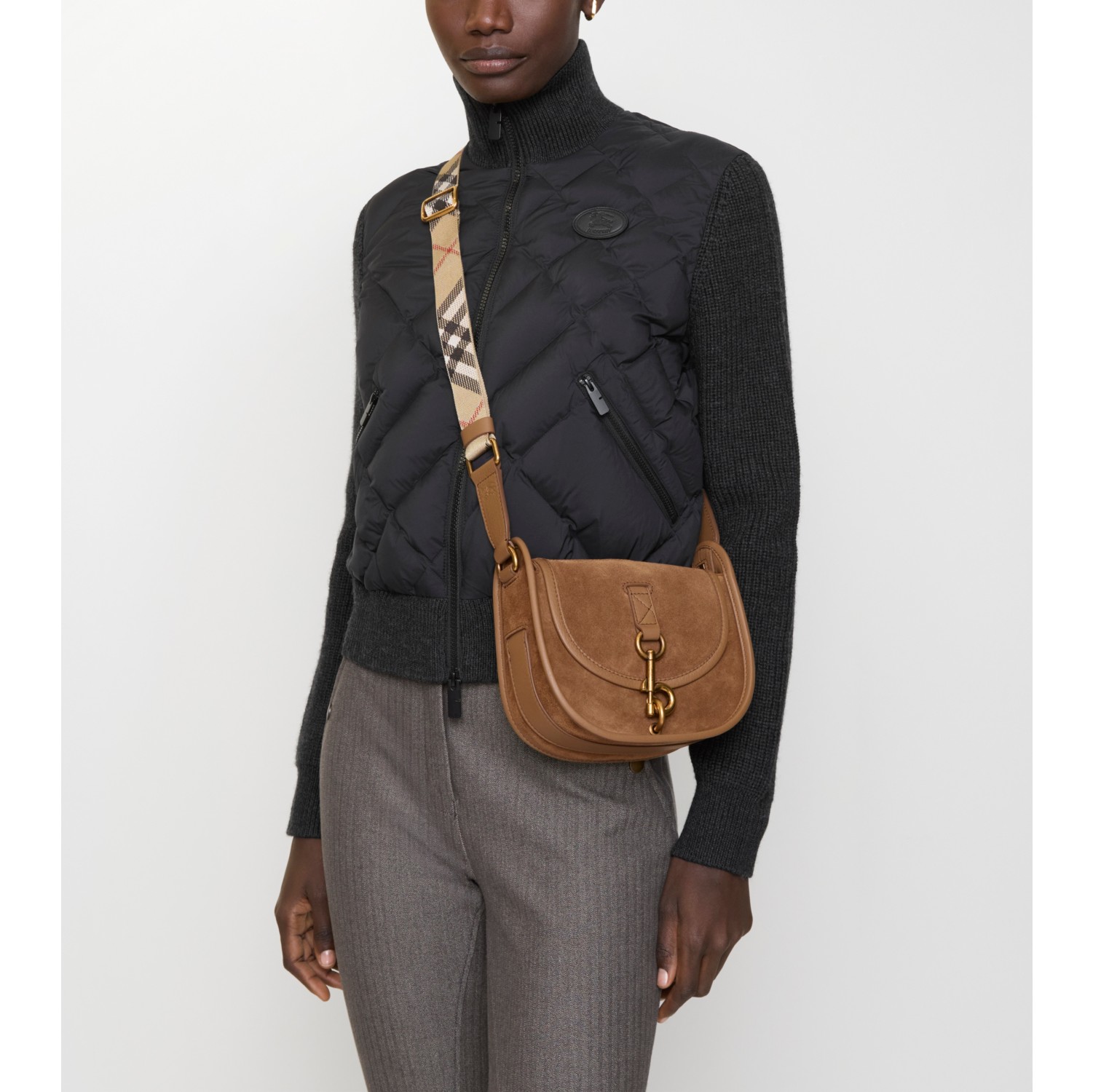 迷你 B 字型卡扣信使包