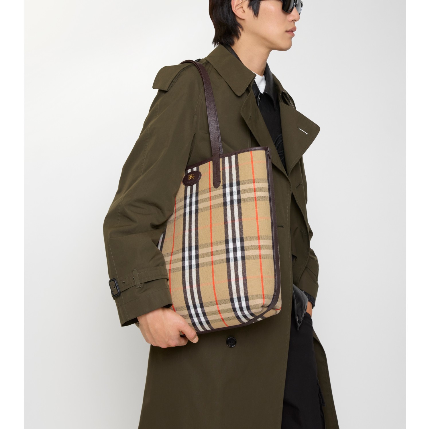 双面两用 Bloomsbury 竖版托特包