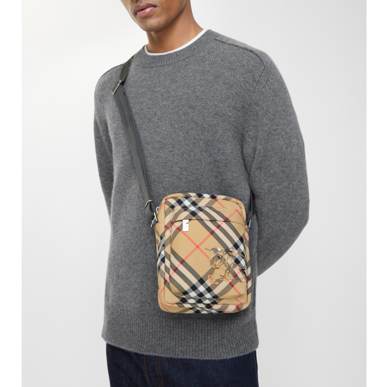 格纹竖版斜背包