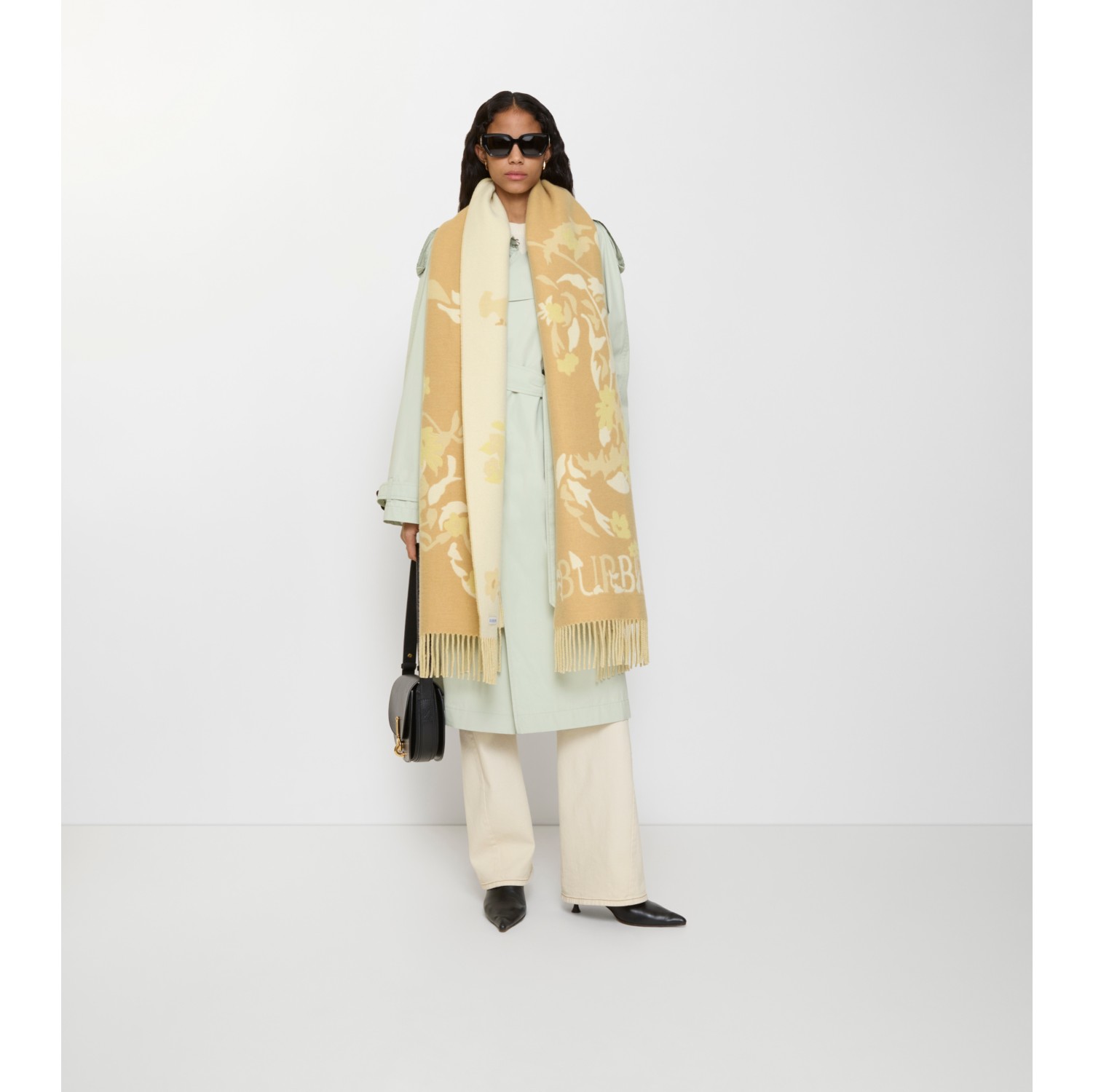 宽版花卉马术骑士徽标羊绒围巾