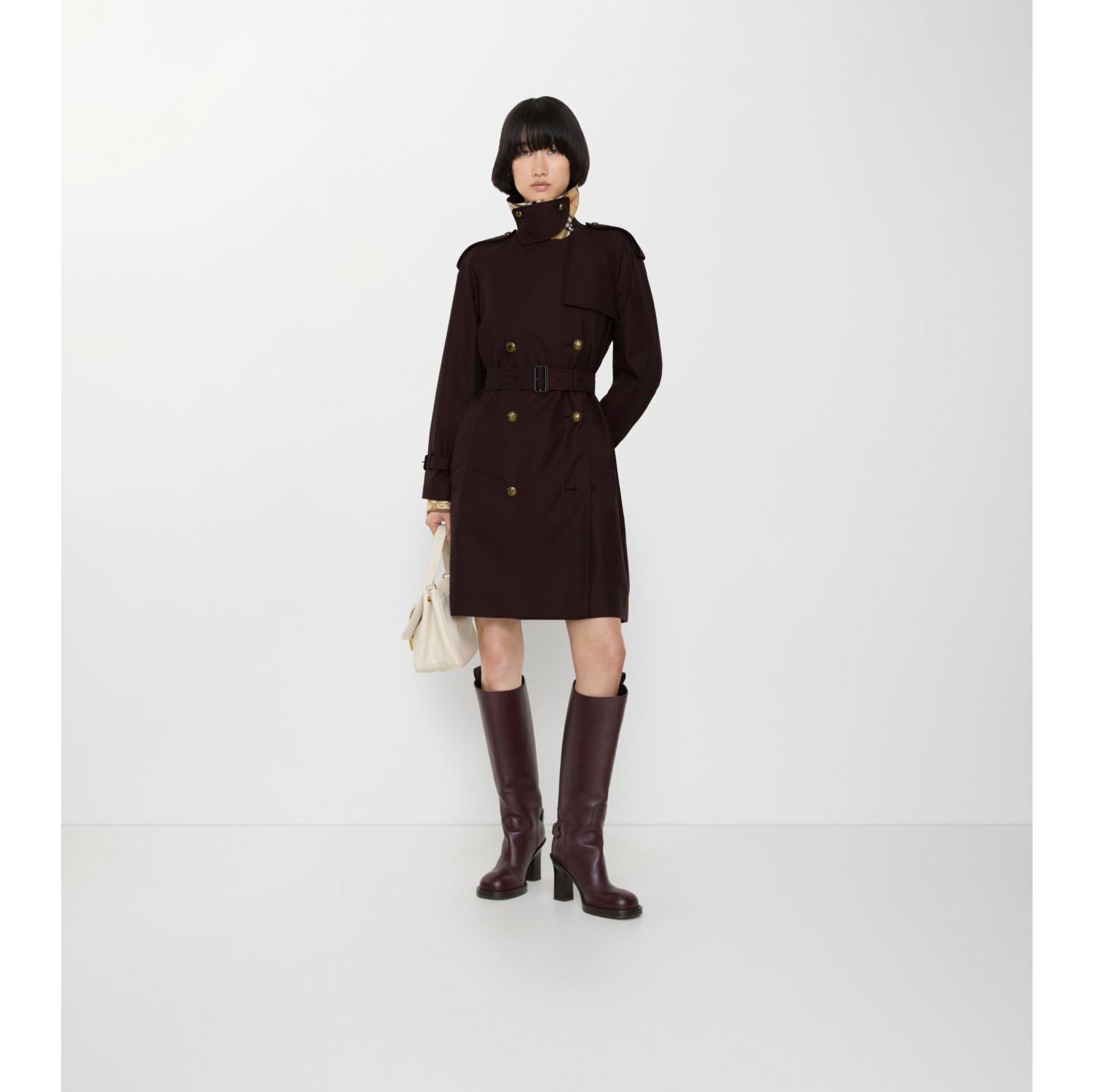 卡斯尔福德版型 – 中长款嘎巴甸 Trench 风衣