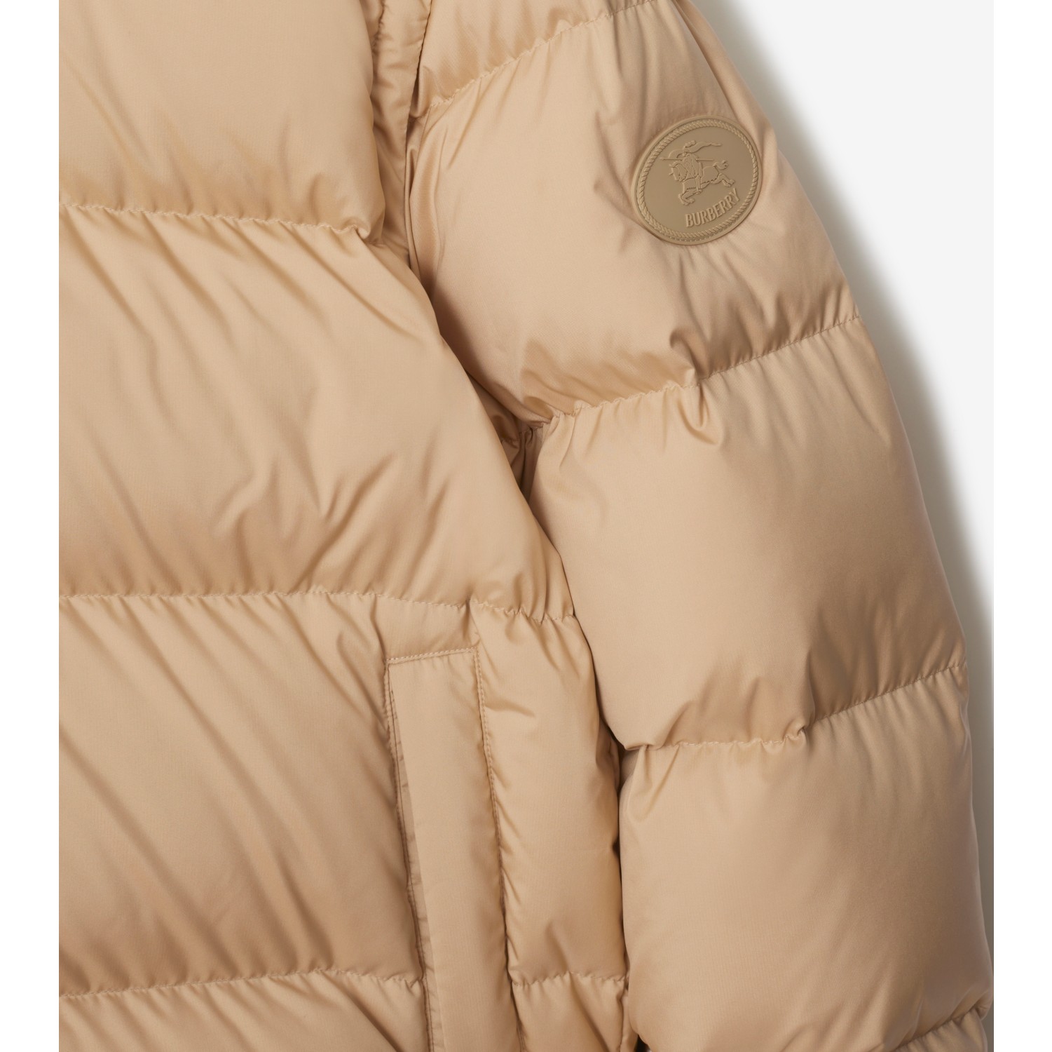 可拆式衣袖羽绒服