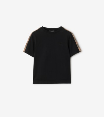 85440FEE-4505-4A4E-BB82-