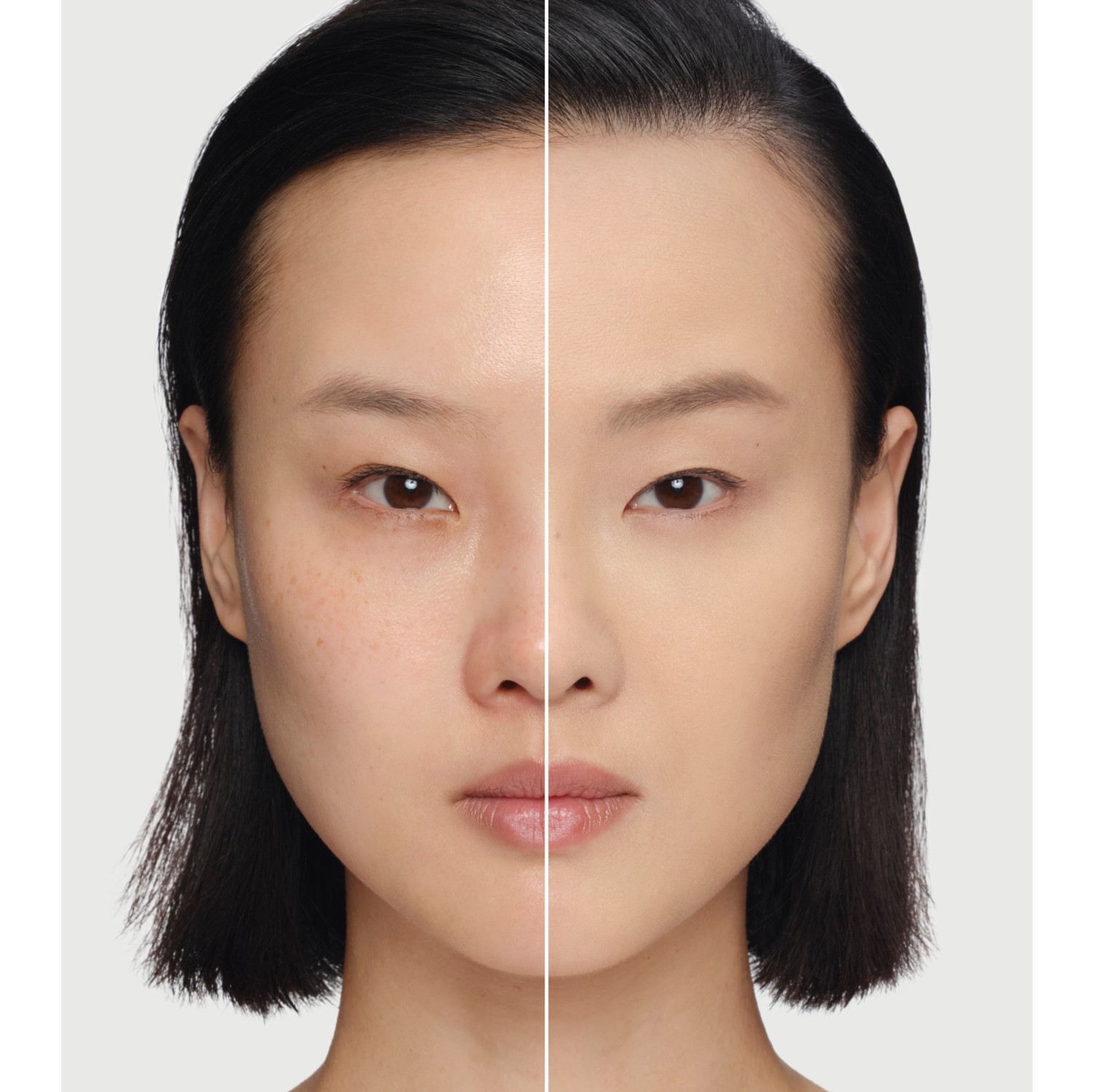 博柏利卓越持妆柔雾粉底液 – 浅中性色 40 号