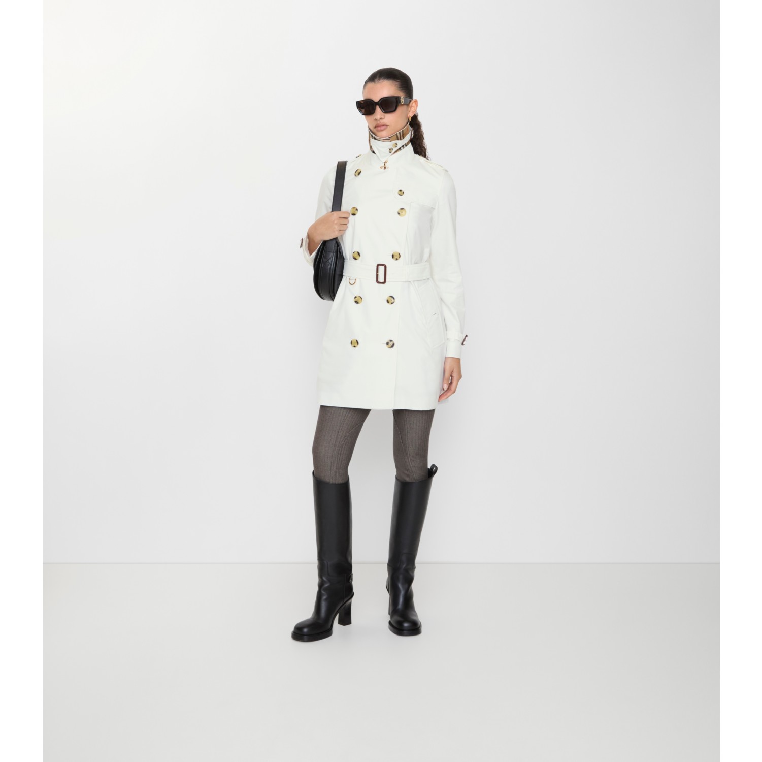 肯辛顿版型 – 短款轻薄嘎巴甸 Trench 风衣