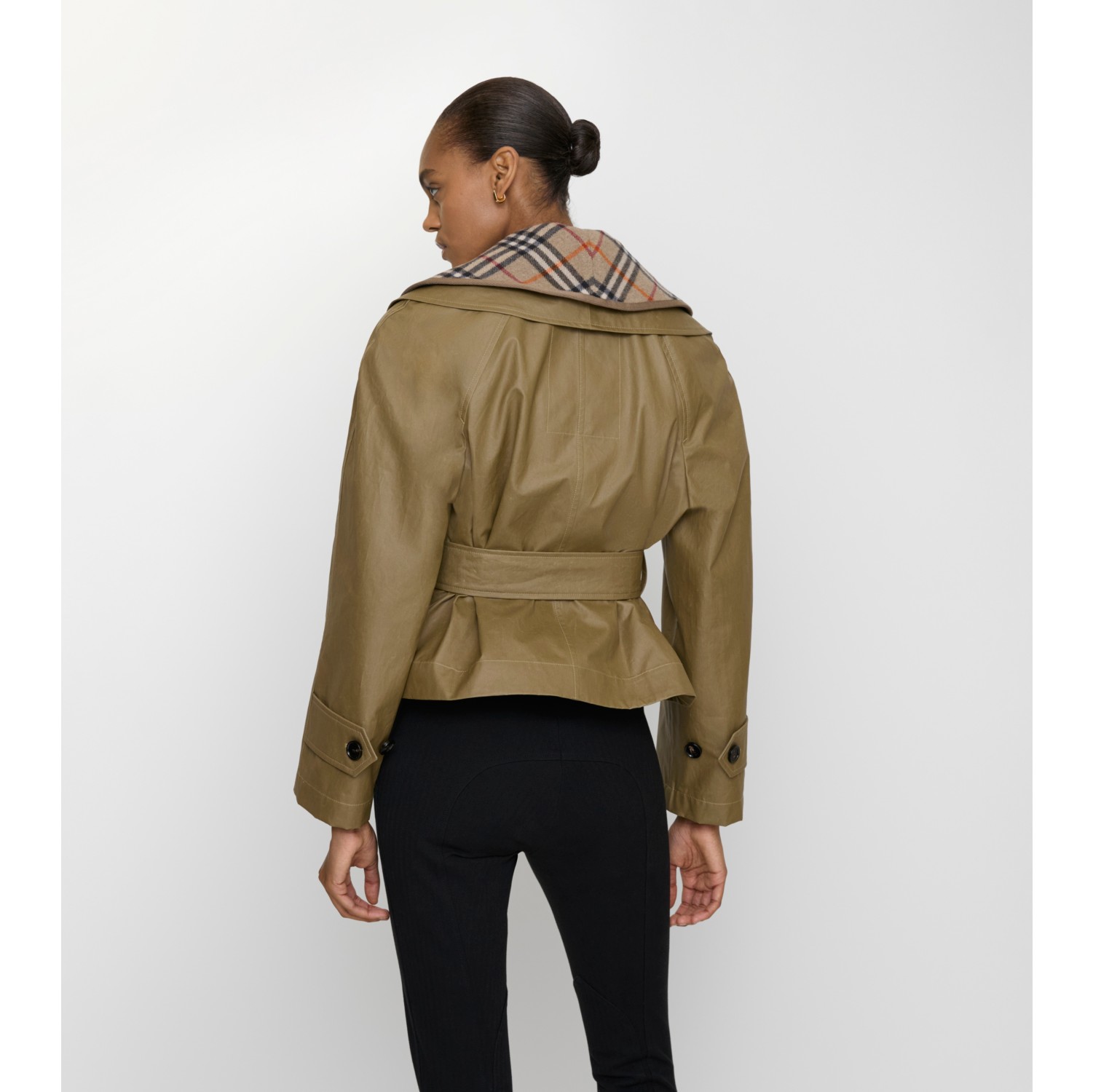 及腰短款棉质外套（含格纹保暖内层）