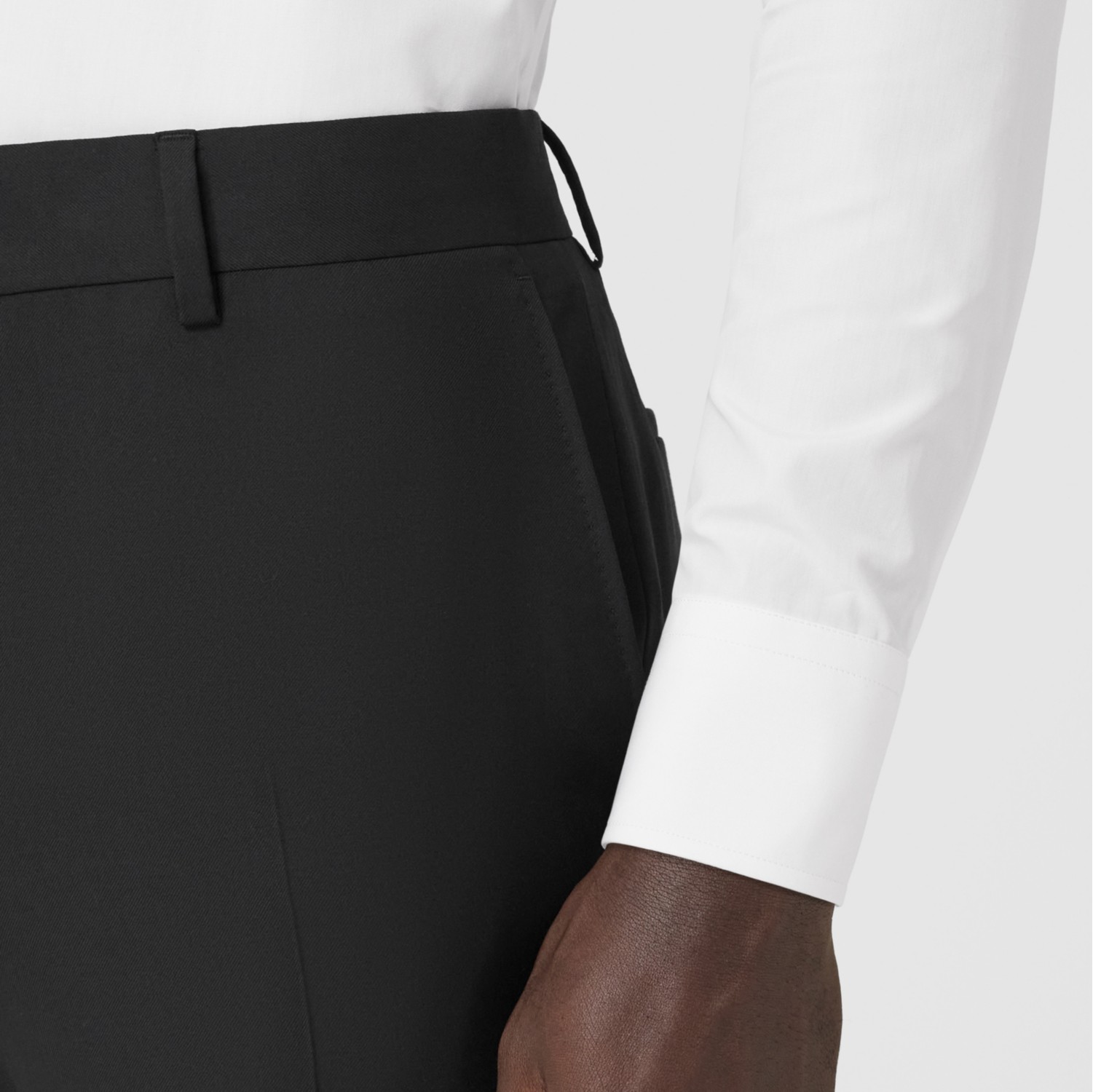 修身剪裁羊毛量裁长裤