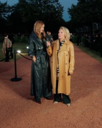 Burberry2026夏季时装秀，Rosie Huntington-Whiteley采访