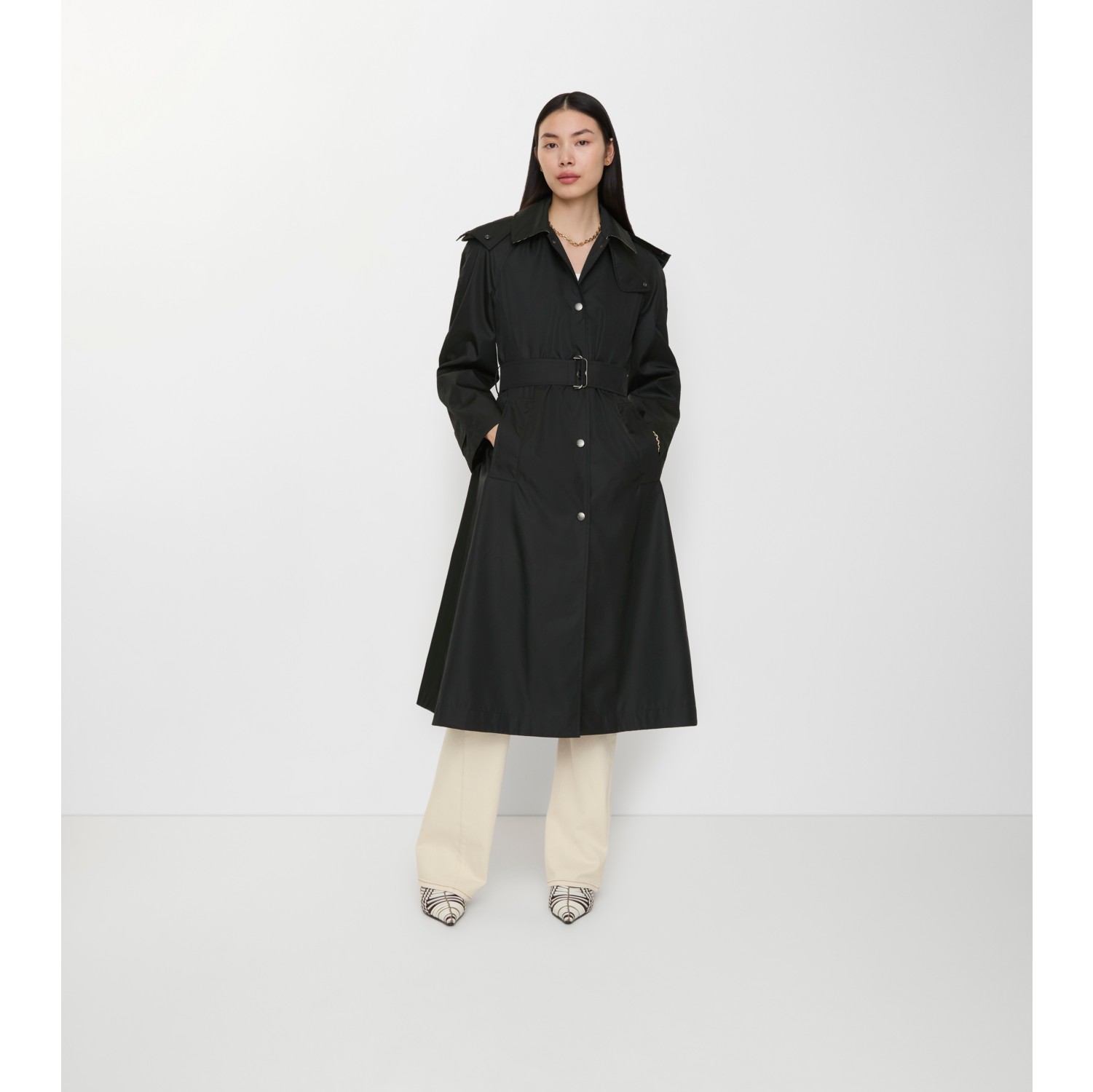 长款尼龙连帽轻便大衣