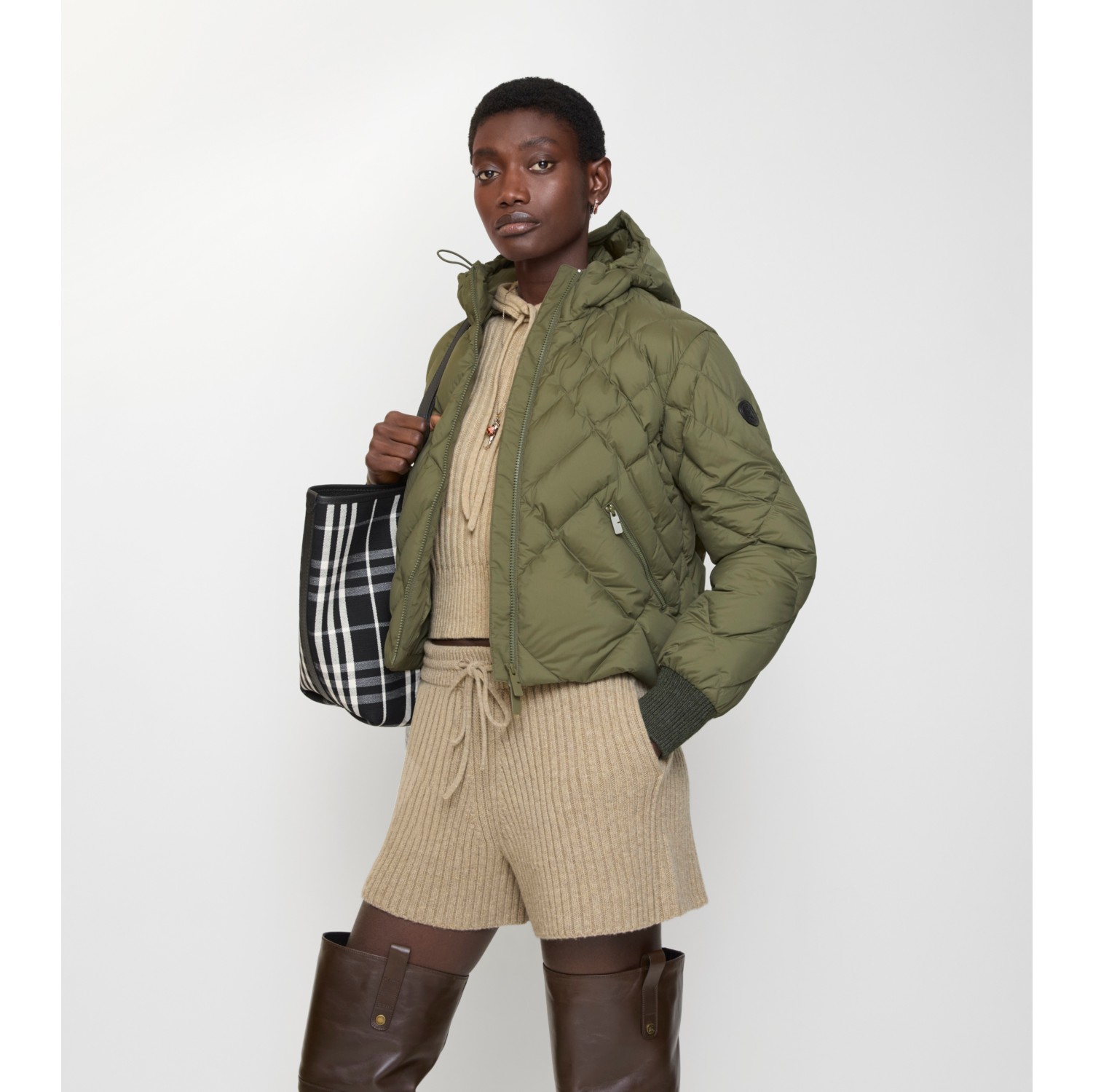 格纹缝线尼龙 Delley 羽绒服