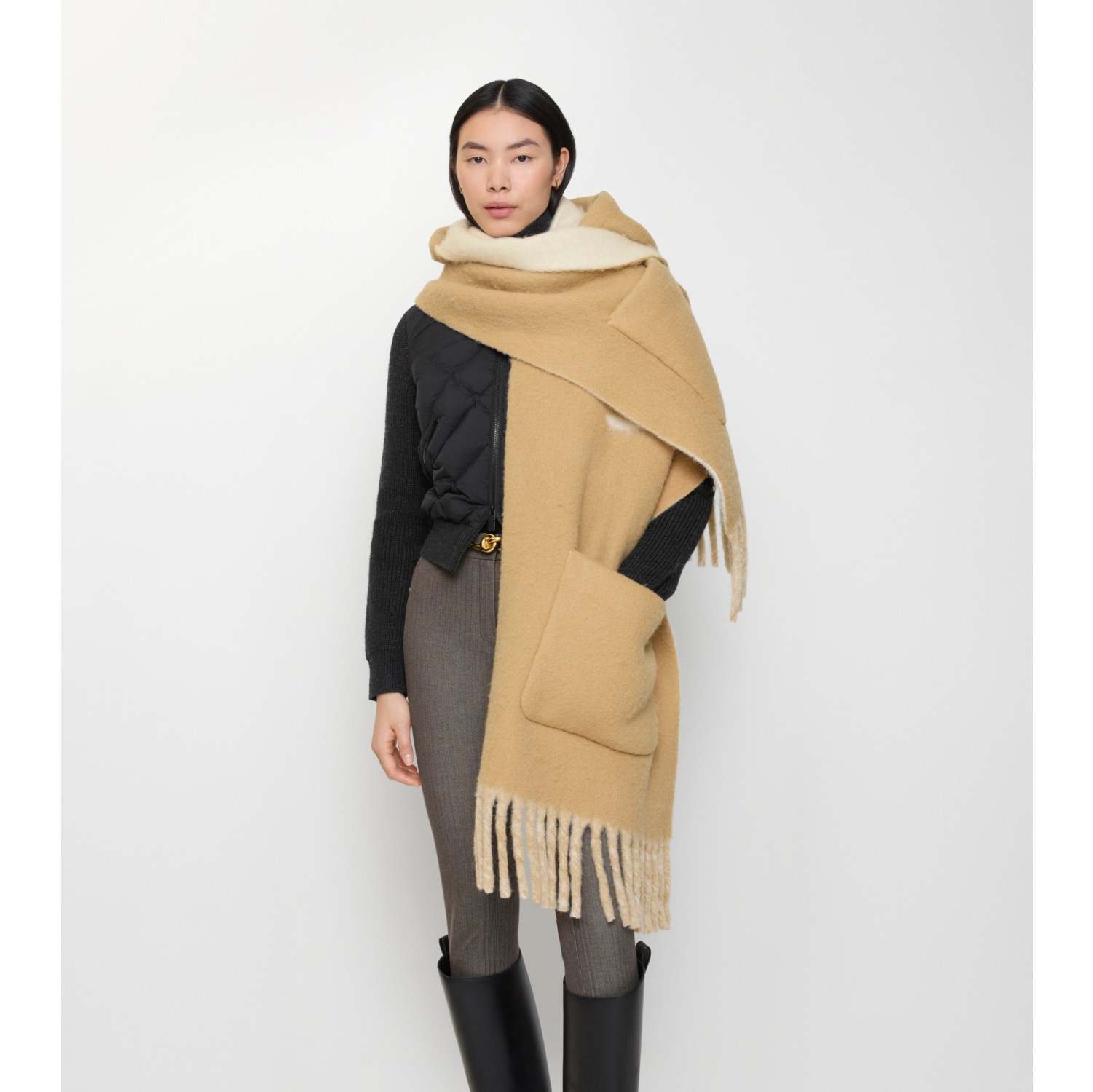 品牌徽标羊驼毛混纺连帽围巾