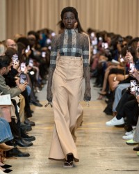 SS23 Look 01