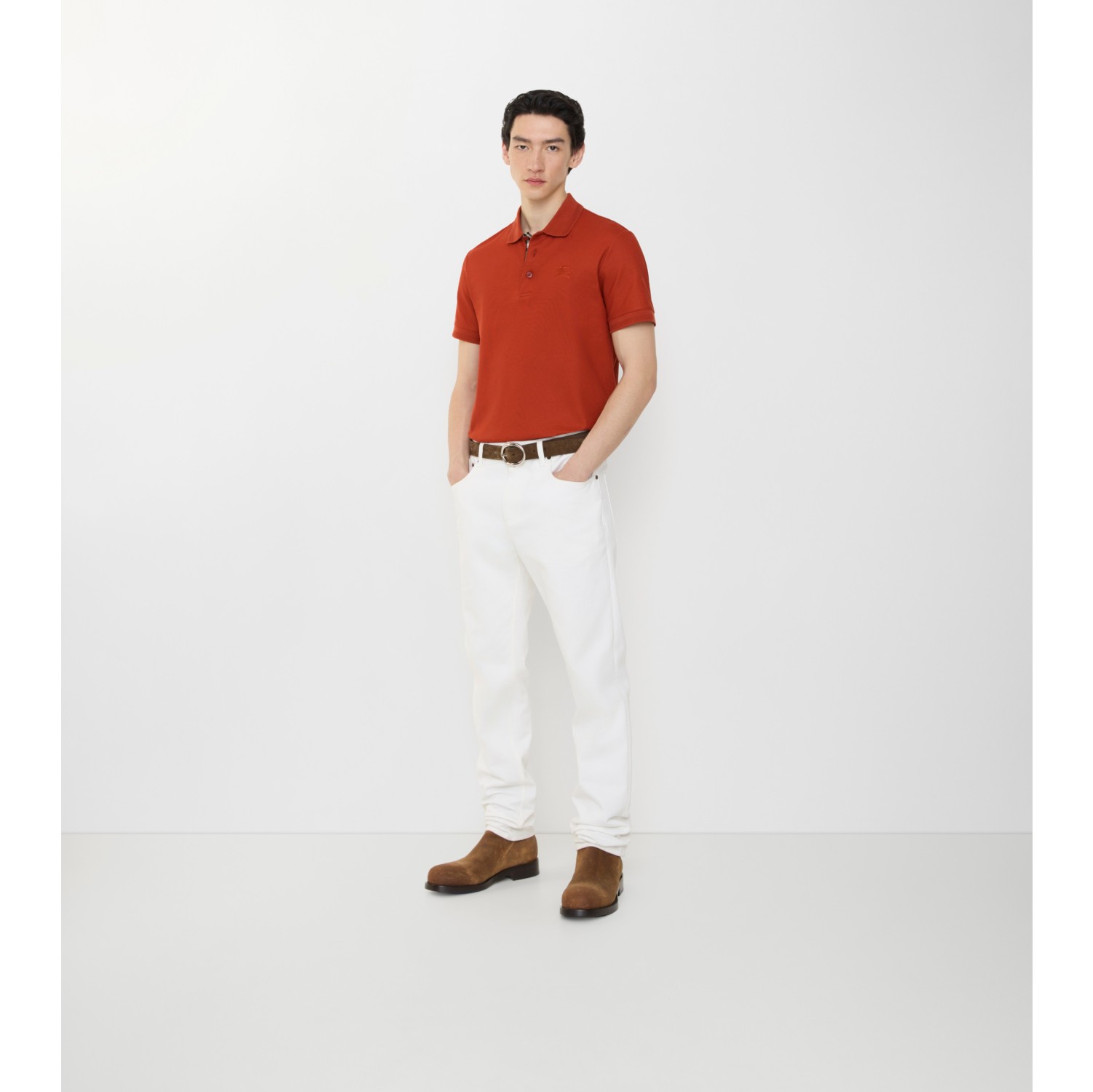 修身版型牛仔裤