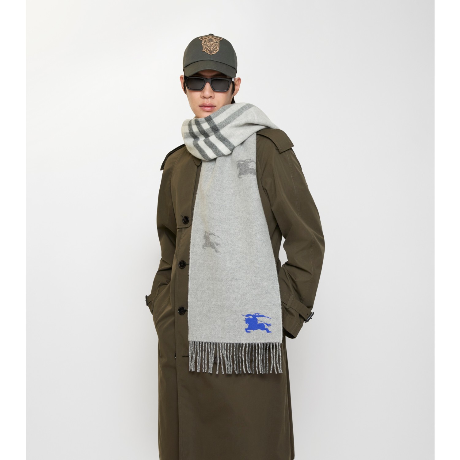 双面两用马术骑士徽标拼格纹羊绒围巾