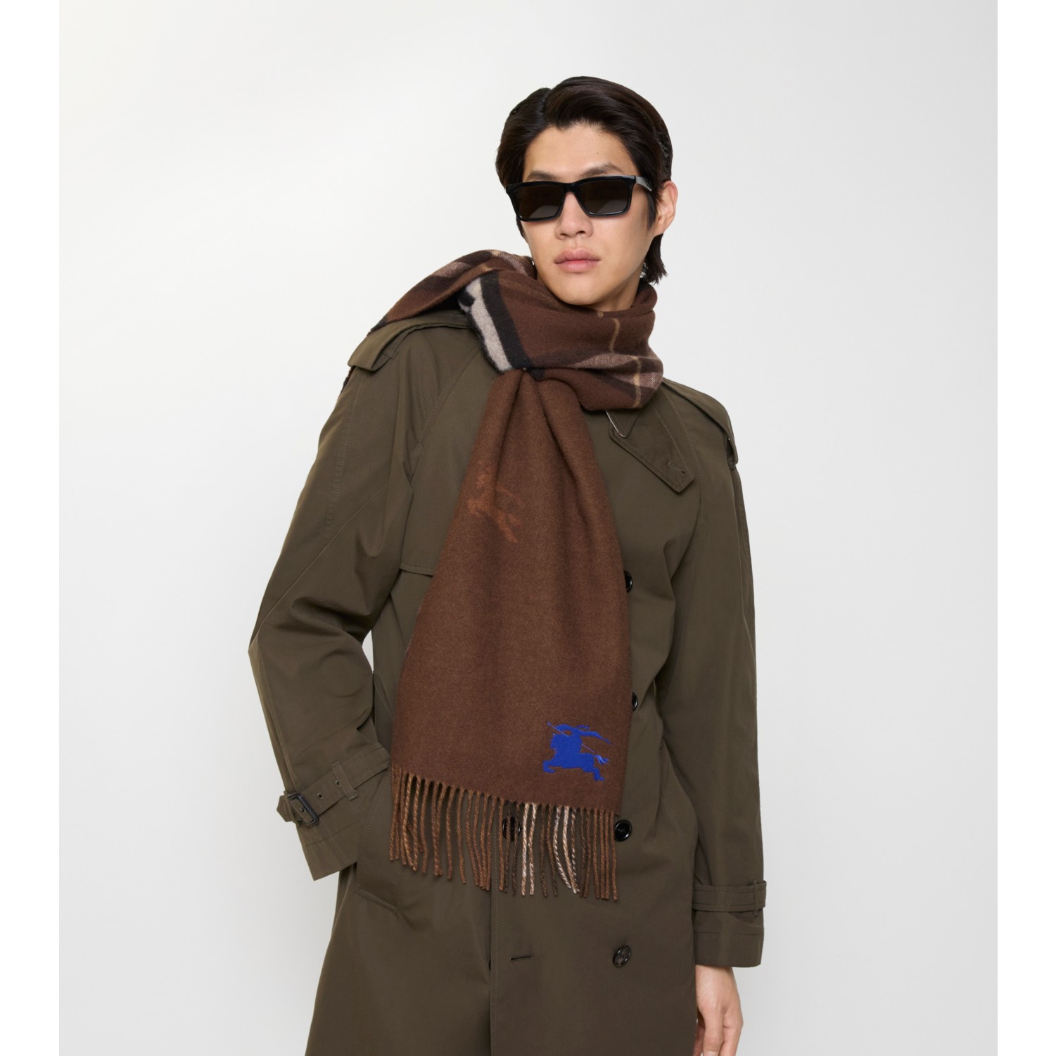 双面两用马术骑士徽标拼格纹羊绒围巾